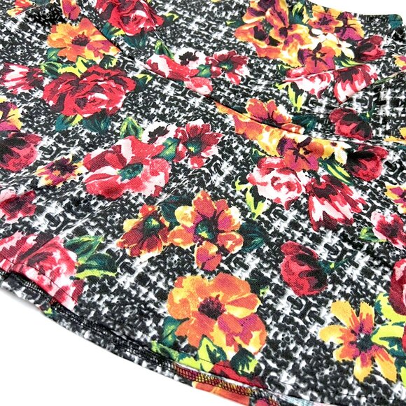 Xhilaration Floral A-line Skirt (size small) - Picture 3 of 6
